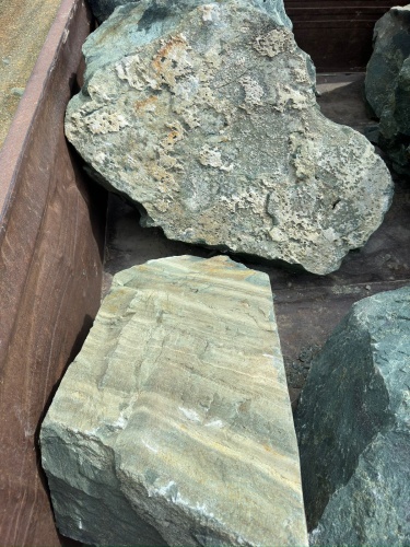 Ландшафтные глыбы зелёные 200-500 килограмм купить в Чайковском