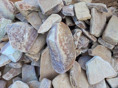 Златолит жёлтый, жёлто-зелёный глыбки и валуны для ланшафтного дизайна купить в Чайковском