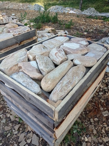 Златолит жёлтый, жёлто-зелёный глыбки и валуны для ланшафтного дизайна купить в Чайковском