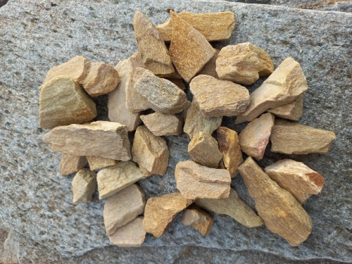 Златолит жёлтый декоративная каменная крошка купить в Чайковском